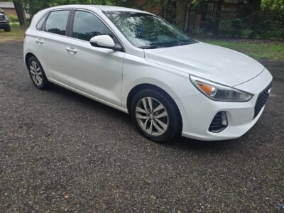 Hyundai Elantra GT 2019